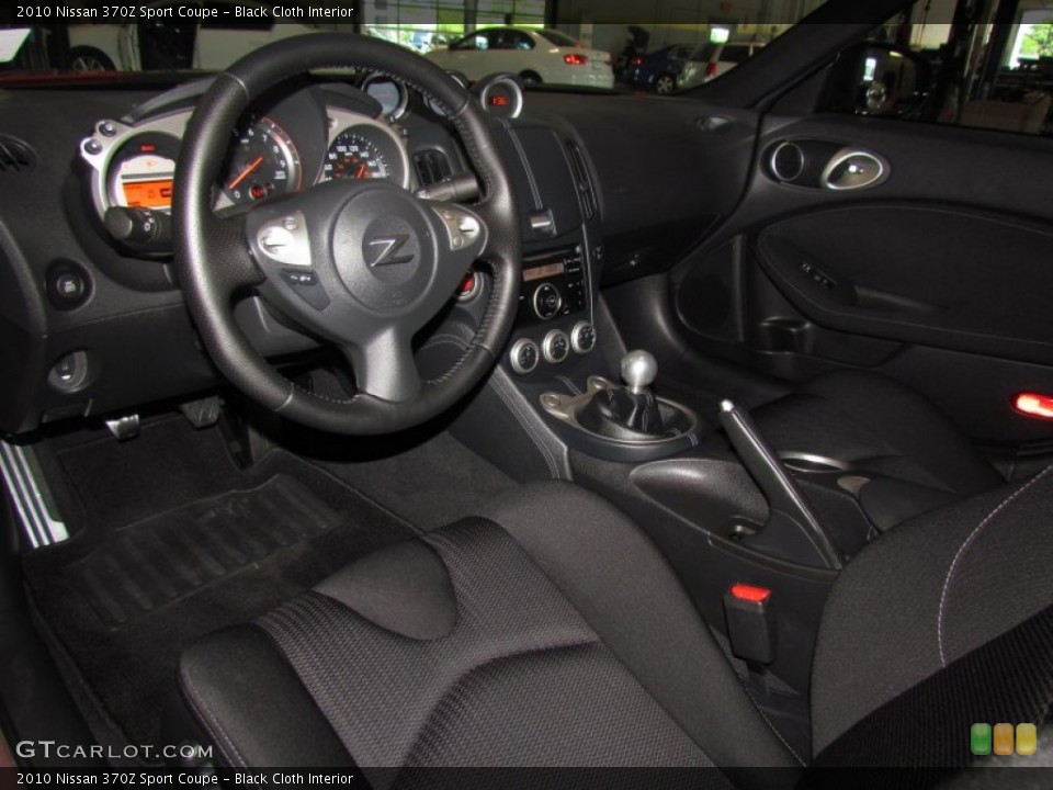 Black Cloth Interior Photo for the 2010 Nissan 370Z Sport Coupe #63356596