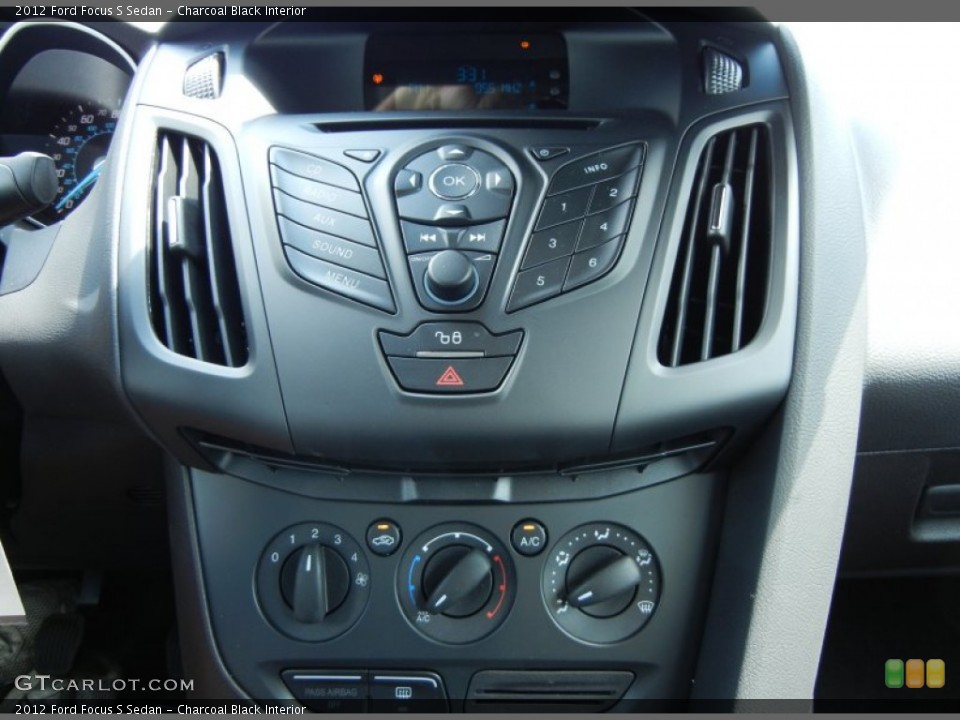 Charcoal Black Interior Controls for the 2012 Ford Focus S Sedan #63393020