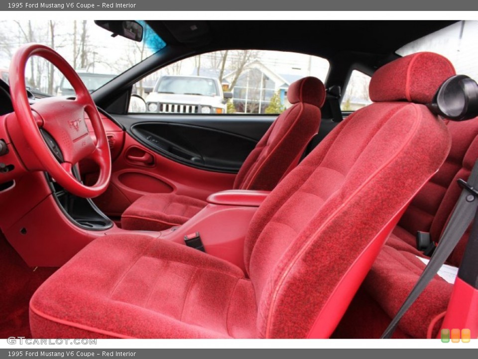Red Interior Photo for the 1995 Ford Mustang V6 Coupe #63397580