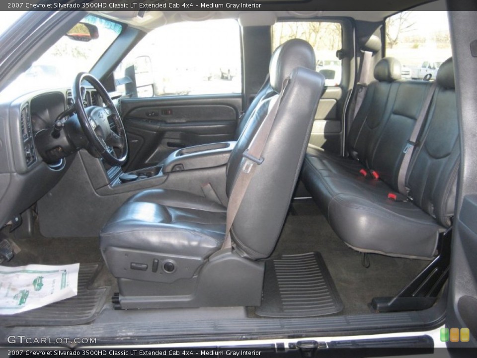 Medium Gray Interior Photo for the 2007 Chevrolet Silverado 3500HD Classic LT Extended Cab 4x4 #63407342