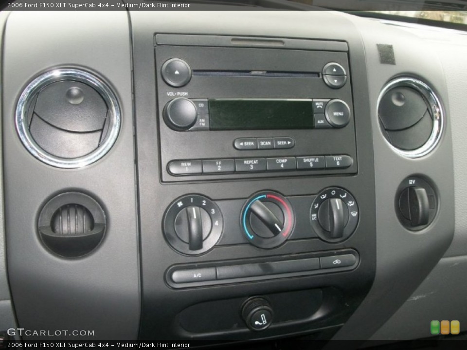 Medium/Dark Flint Interior Controls for the 2006 Ford F150 XLT SuperCab 4x4 #63418337