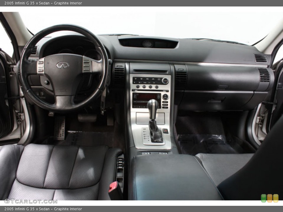 Graphite Interior Photo for the 2005 Infiniti G 35 x Sedan #63426080