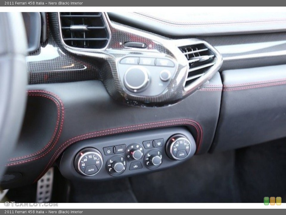 Nero (Black) Interior Controls for the 2011 Ferrari 458 Italia #63441209