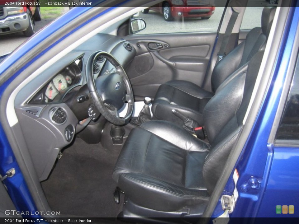 Black Interior Photo for the 2004 Ford Focus SVT Hatchback #63464374