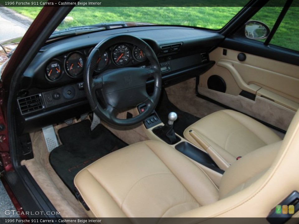 Cashmere Beige Interior Photo for the 1996 Porsche 911 Carrera #63476026