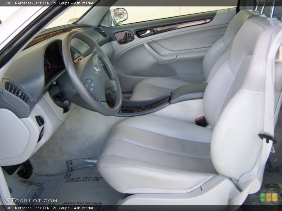 Ash Interior Photo for the 2001 Mercedes-Benz CLK 320 Coupe #63511660