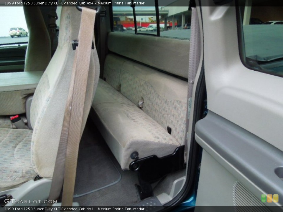 Medium Prairie Tan Interior Photo for the 1999 Ford F250 Super Duty XLT Extended Cab 4x4 #63512995