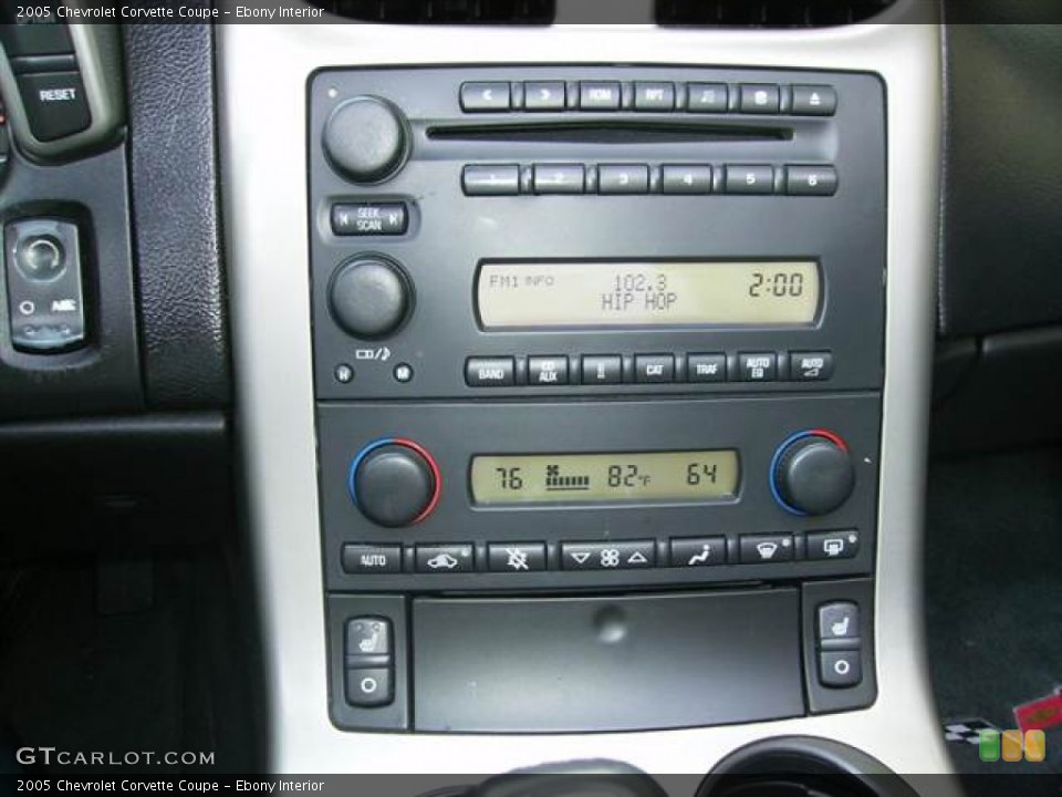 Ebony Interior Controls for the 2005 Chevrolet Corvette Coupe #63525768