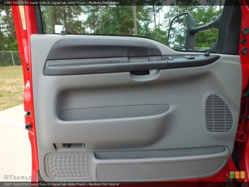 Medium Flint Interior Door Panel for the 2007 Ford F350 Super Duty XL SuperCab Utility Truck #63556648