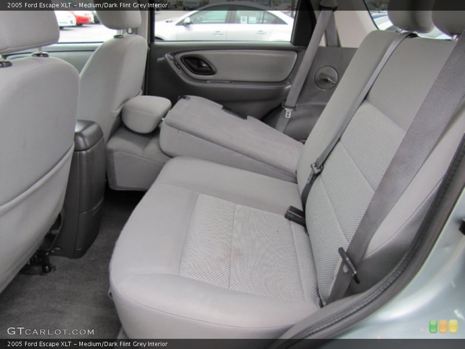 Medium/Dark Flint Grey Interior Photo for the 2005 Ford Escape XLT #63562340
