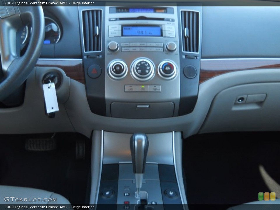 Beige Interior Controls for the 2009 Hyundai Veracruz Limited AWD #63585952