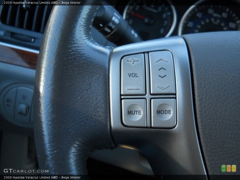 Beige Interior Controls for the 2009 Hyundai Veracruz Limited AWD #63585989