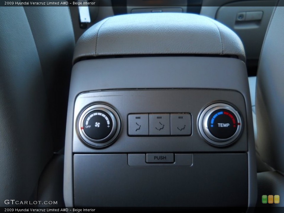 Beige Interior Controls for the 2009 Hyundai Veracruz Limited AWD #63586010