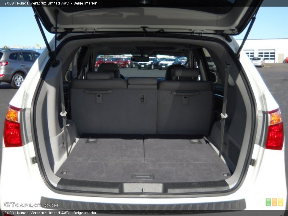 Beige Interior Trunk for the 2009 Hyundai Veracruz Limited AWD #63586047