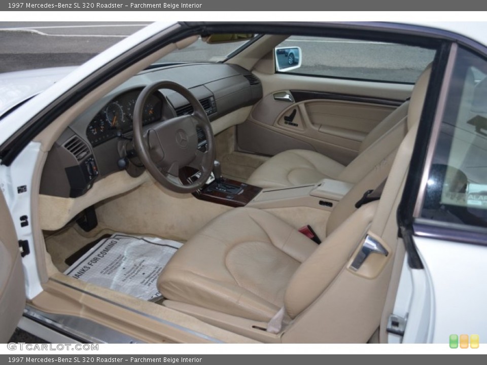 Parchment Beige Interior Photo for the 1997 Mercedes-Benz SL 320 Roadster #63590674