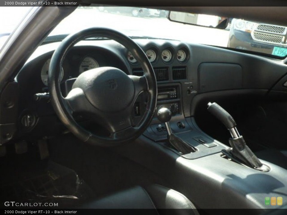 Black Interior Photo for the 2000 Dodge Viper RT-10 #63591532