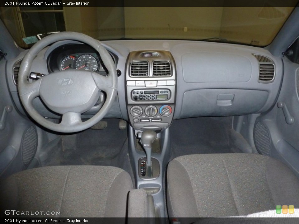 Gray Interior Dashboard for the 2001 Hyundai Accent GL Sedan #63601420