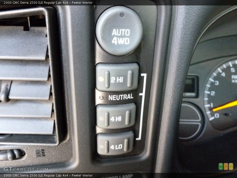 Pewter Interior Controls for the 2000 GMC Sierra 1500 SLE Regular Cab 4x4 #63607174