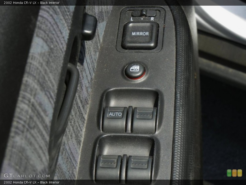 Black Interior Controls for the 2002 Honda CR-V LX #63640222