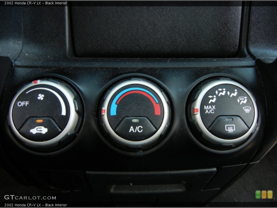Black Interior Controls for the 2002 Honda CR-V LX #63640312