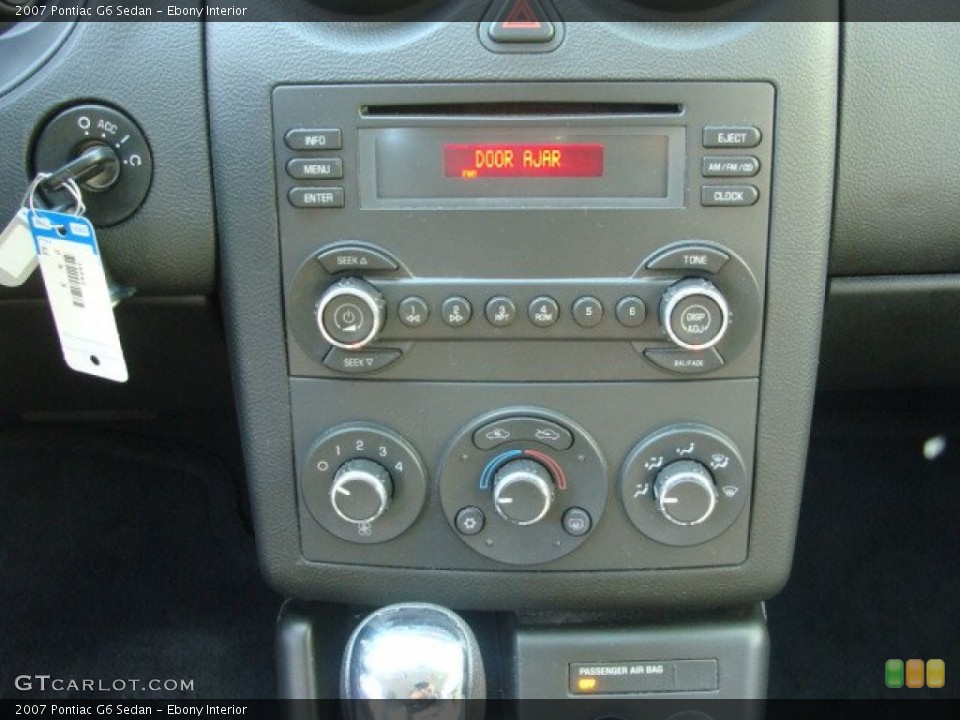 Ebony Interior Controls for the 2007 Pontiac G6 Sedan #63666745