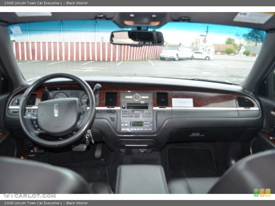 Black Interior Dashboard for the 2008 Lincoln Town Car Executive L #63667360