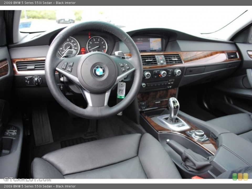 Black Interior Dashboard for the 2009 BMW 5 Series 550i Sedan #63686415