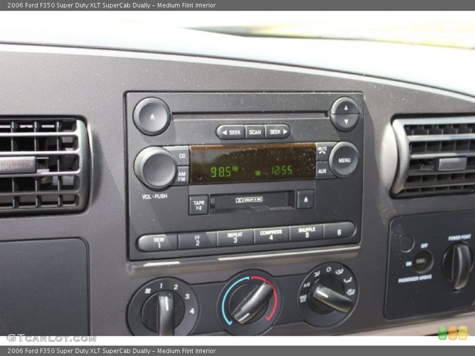 Medium Flint Interior Audio System for the 2006 Ford F350 Super Duty XLT SuperCab Dually #63690885