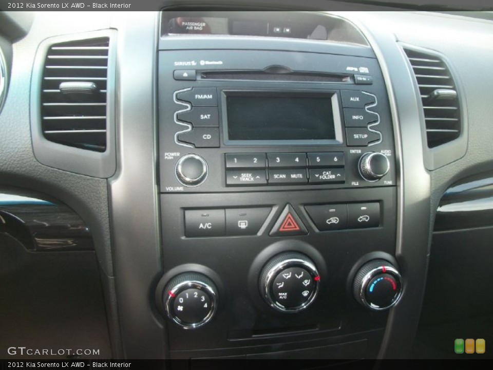 Black Interior Controls for the 2012 Kia Sorento LX AWD #63691068