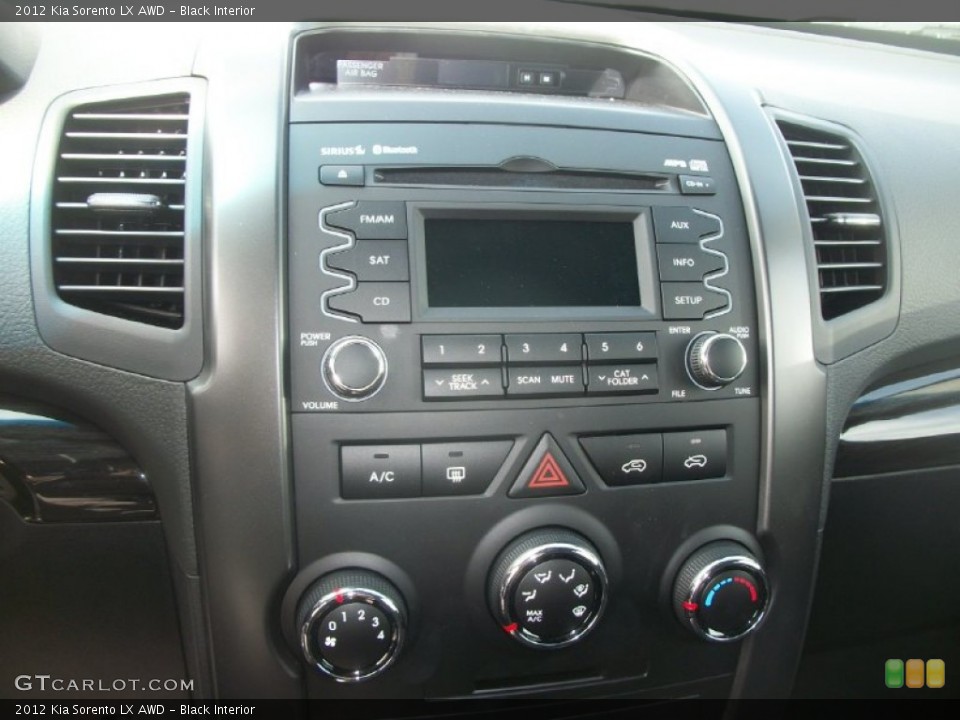 Black Interior Controls for the 2012 Kia Sorento LX AWD #63691926