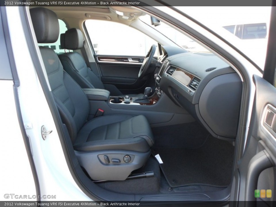 Black Anthracite Interior Photo for the 2012 Volkswagen Touareg VR6 FSI Executive 4XMotion #63697068