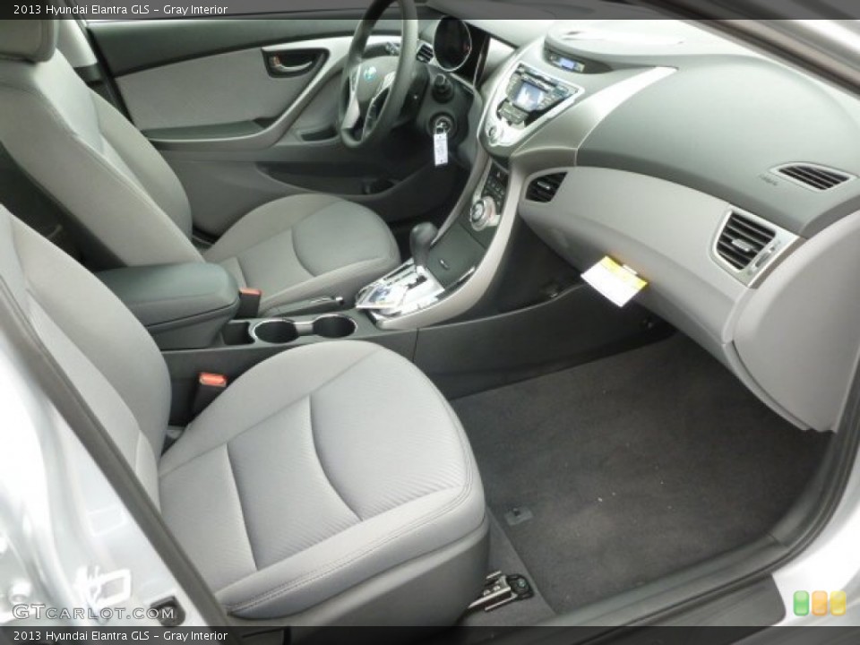 Gray Interior Photo for the 2013 Hyundai Elantra GLS #63699881