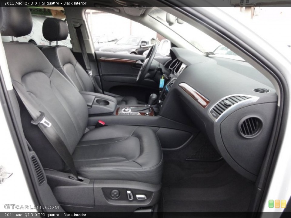 Black Interior Photo for the 2011 Audi Q7 3.0 TFSI quattro #63716548