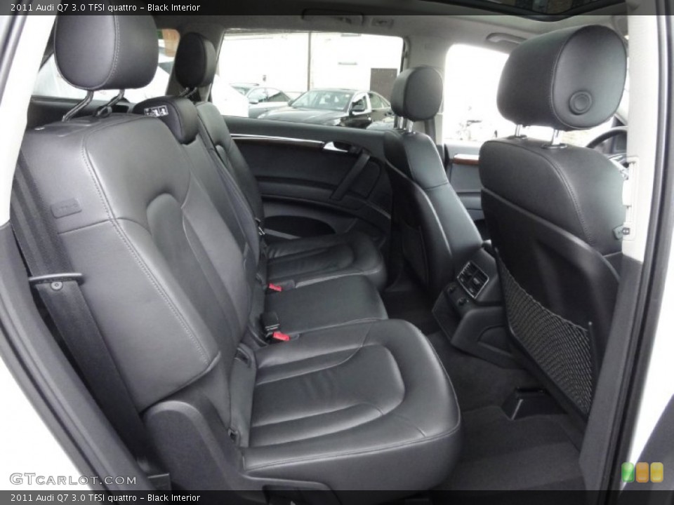 Black Interior Rear Seat for the 2011 Audi Q7 3.0 TFSI quattro #63716566