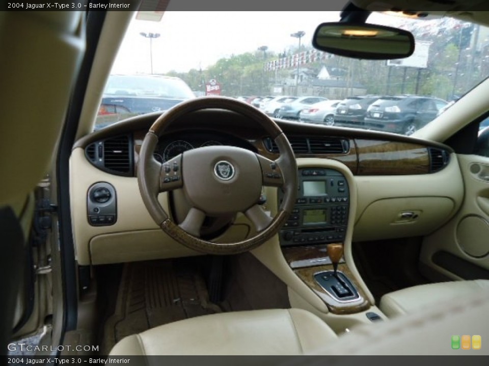 Barley Interior Dashboard for the 2004 Jaguar X-Type 3.0 #63724498