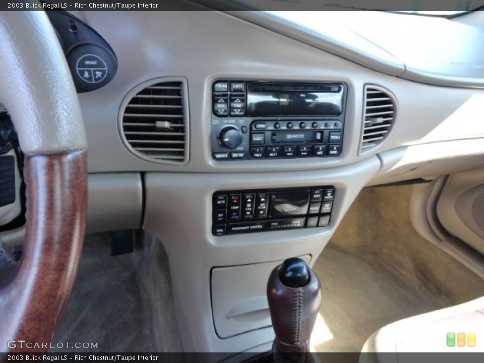 Rich Chestnut/Taupe Interior Controls for the 2003 Buick Regal LS #63731048
