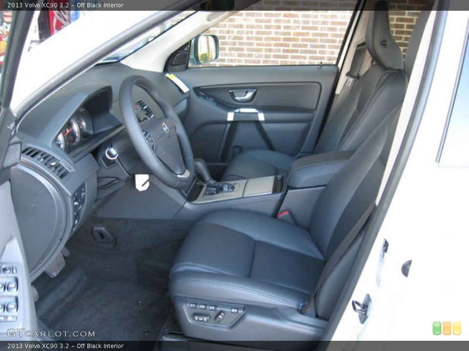 Off Black Interior Photo for the 2013 Volvo XC90 3.2 #63738228