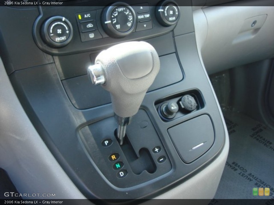 Gray Interior Transmission for the 2006 Kia Sedona LX #63740556