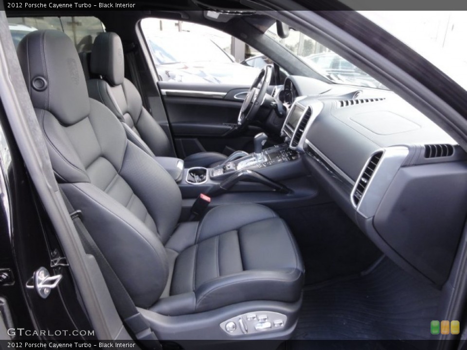 Black Interior Photo for the 2012 Porsche Cayenne Turbo #63766728