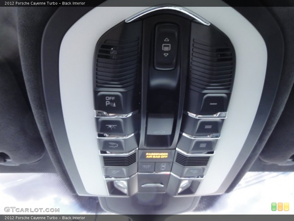 Black Interior Controls for the 2012 Porsche Cayenne Turbo #63766940