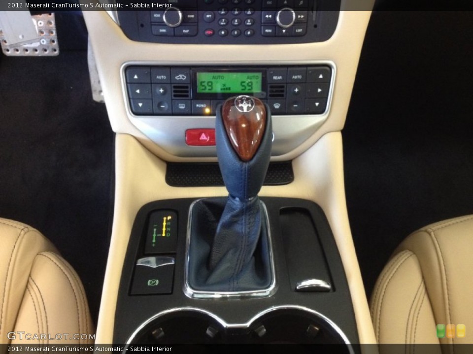 Sabbia Interior Transmission for the 2012 Maserati GranTurismo S Automatic #63805554