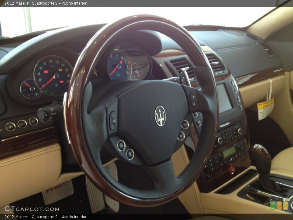 Avorio Interior Steering Wheel for the 2012 Maserati Quattroporte S #63805819