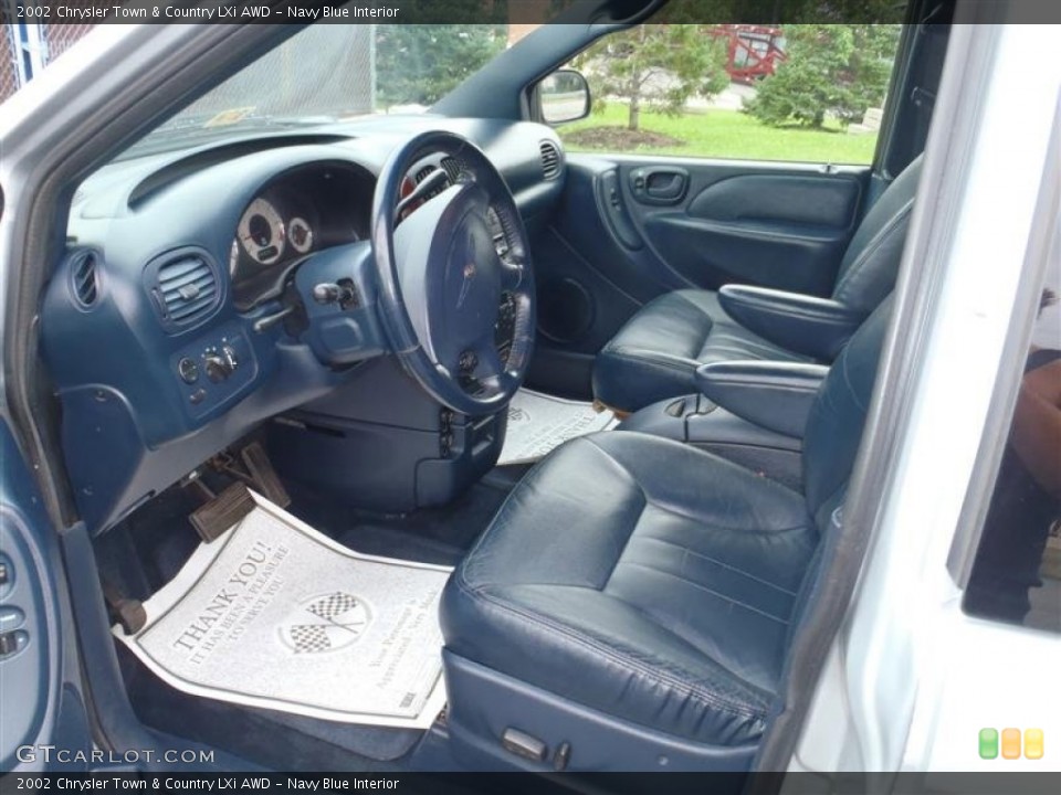 Navy Blue Interior Photo for the 2002 Chrysler Town & Country LXi AWD #63813318