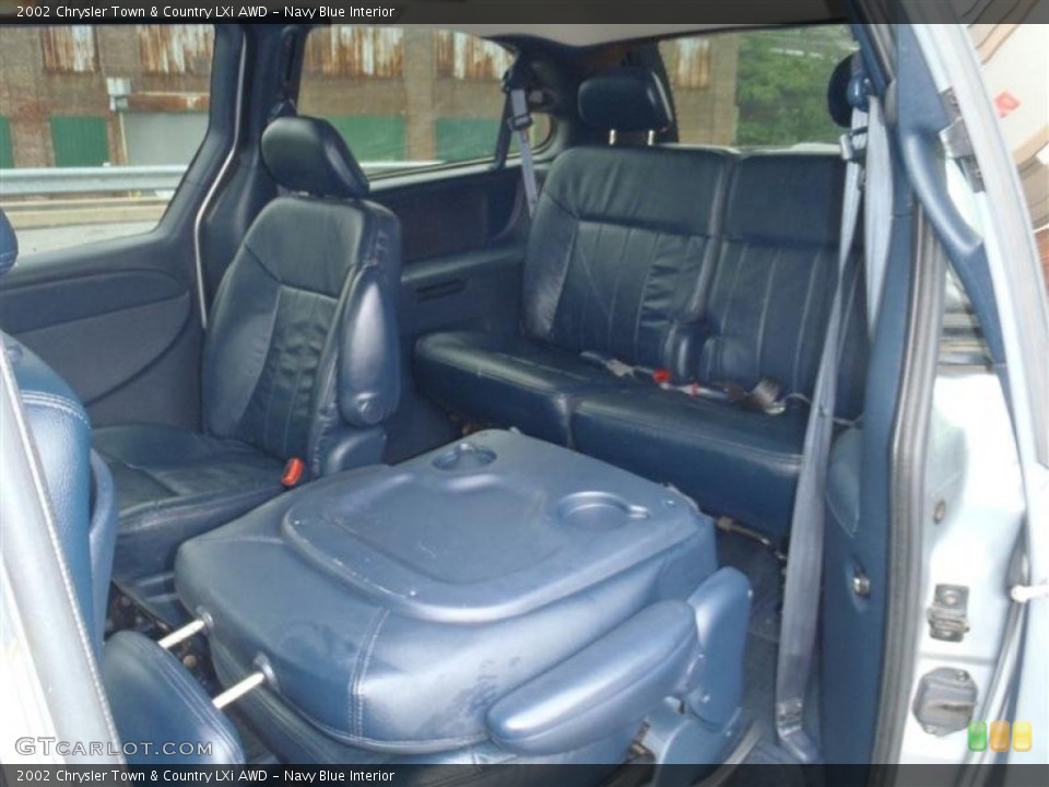 Navy Blue Interior Photo for the 2002 Chrysler Town & Country LXi AWD #63813328