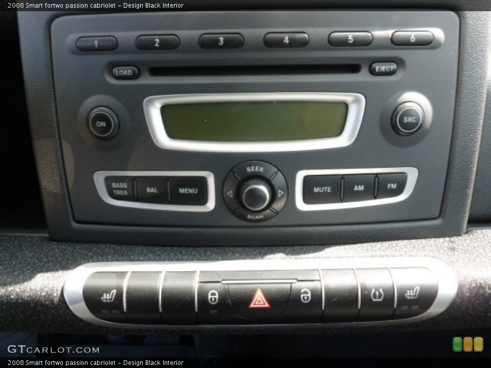 Design Black Interior Audio System for the 2008 Smart fortwo passion cabriolet #63833814