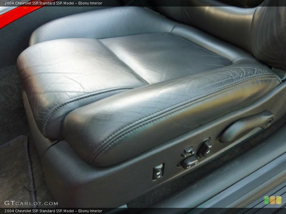 Ebony Interior Front Seat for the 2004 Chevrolet SSR  #63835137