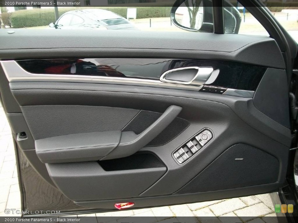 Black Interior Door Panel for the 2010 Porsche Panamera S #63841804