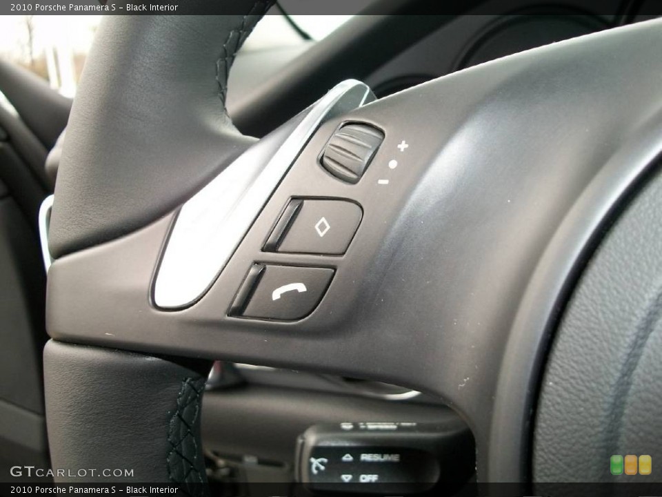 Black Interior Controls for the 2010 Porsche Panamera S #63841837