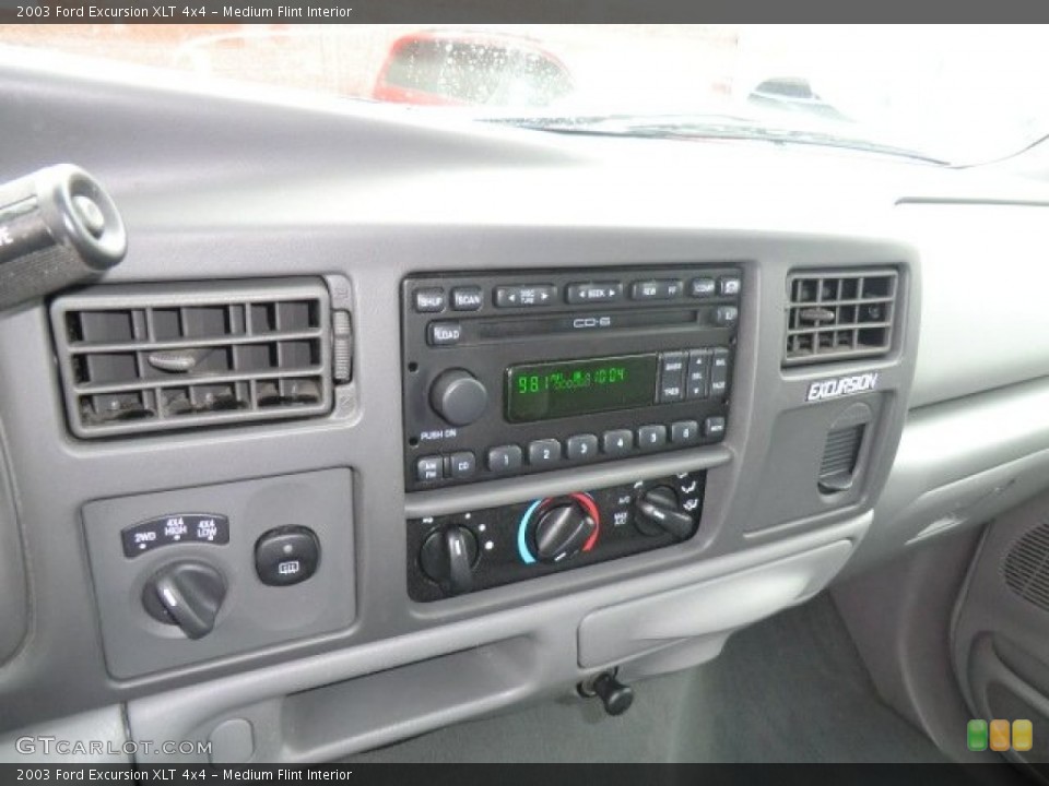 Medium Flint Interior Controls for the 2003 Ford Excursion XLT 4x4 #63854791