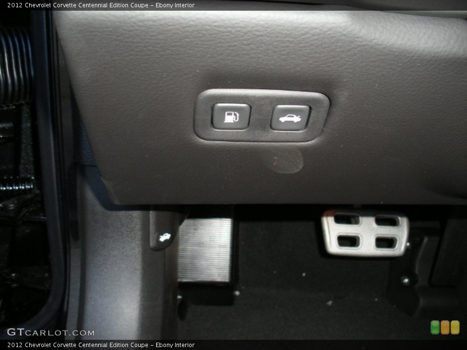 Ebony Interior Controls for the 2012 Chevrolet Corvette Centennial Edition Coupe #63861190